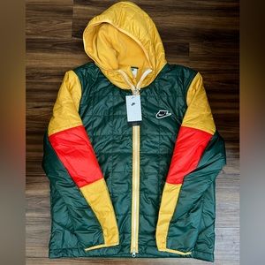 NWT Nike Men’s Hooded Bomber Jacket Synthetic Fill Green/Gold Sz L DJ0433-397